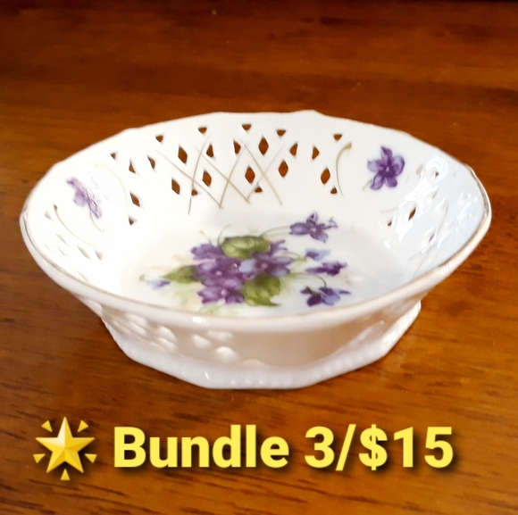 Vintage Other - Vintage Japan Porcelain Violet Trinket Dish